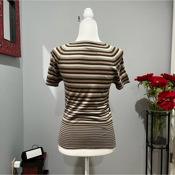 NEW Emanuel Ungaro Silk Striped Neutral Multi Fitted Layering Short Sleeve Top M - Picture 2 of 14